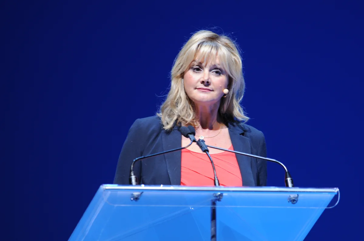 Debbie Travis